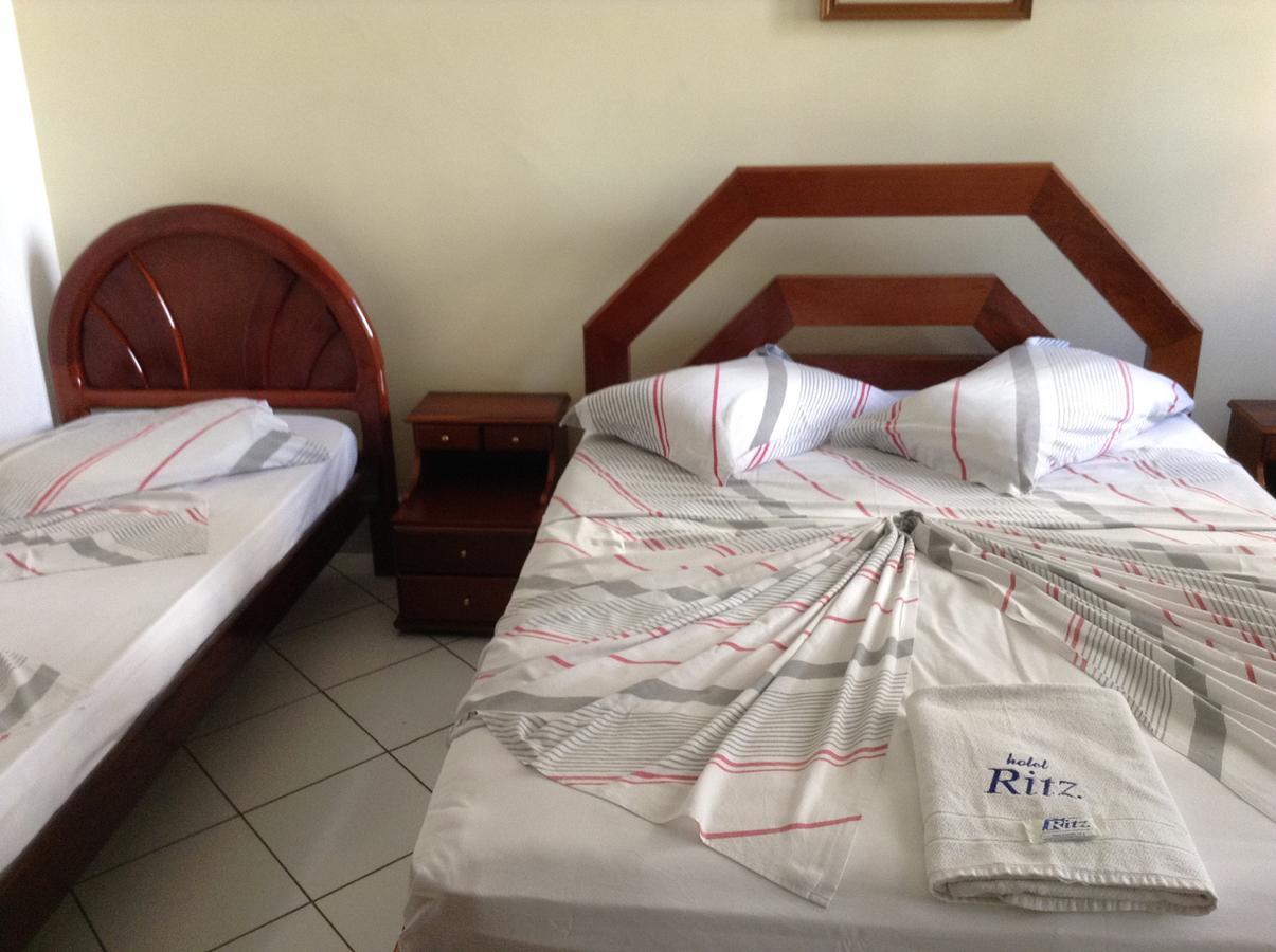 Ritz Hotel Сантос Экстерьер фото